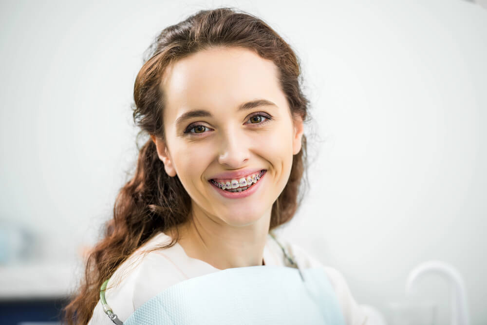 How long do braces hurt? Peterson Family Orthodontics can help you ease discomfort and keep you comfortable.